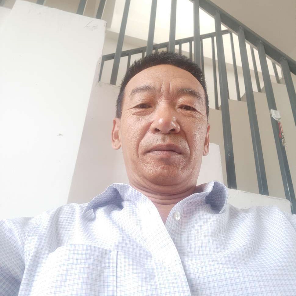 冰淇淋深拥美丽的照片