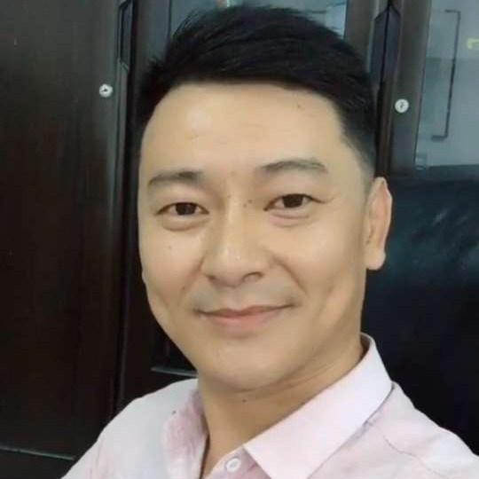 秋风落叶的照片
