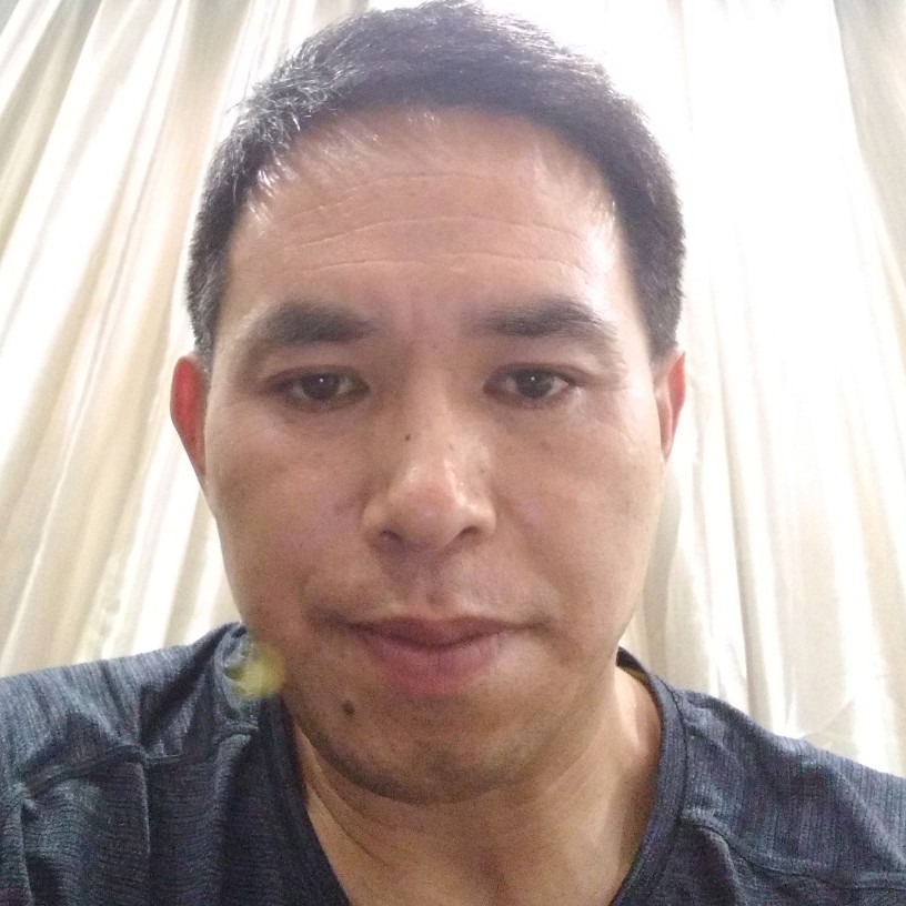 安静拾忆哈密瓜的照片