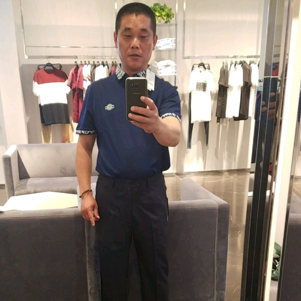 一何求生的照片