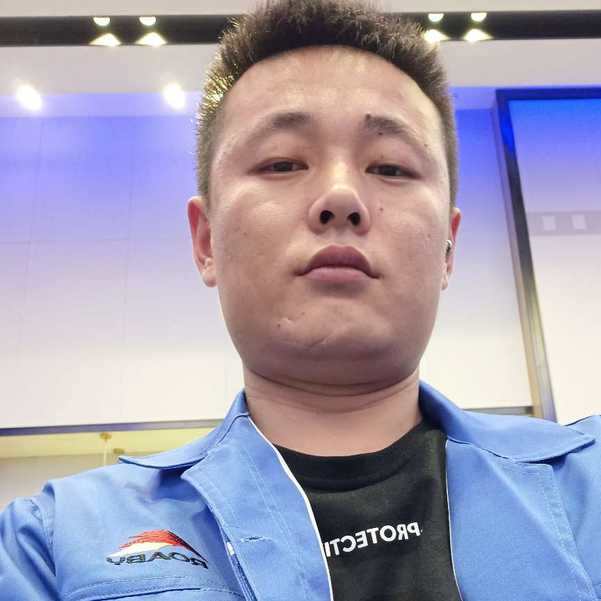 要减肥挽手早晨的照片