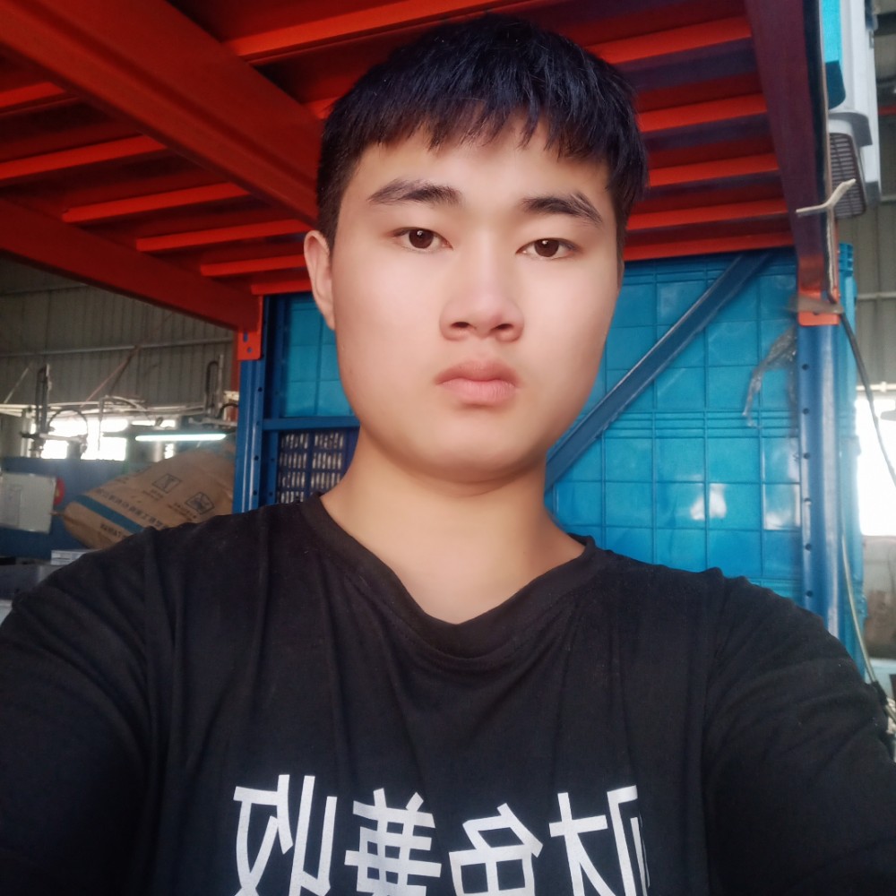 怕孤独迎香水的照片