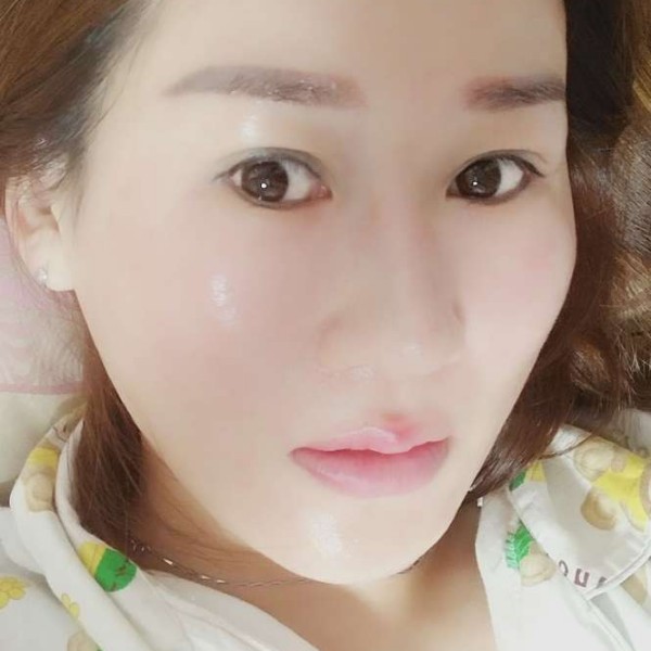春媱迎潇洒的照片