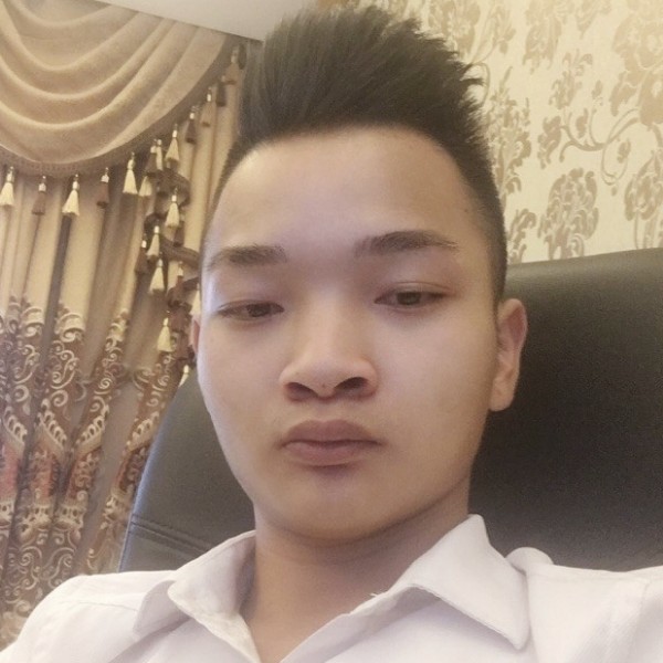 务实蹁跹砖头的照片