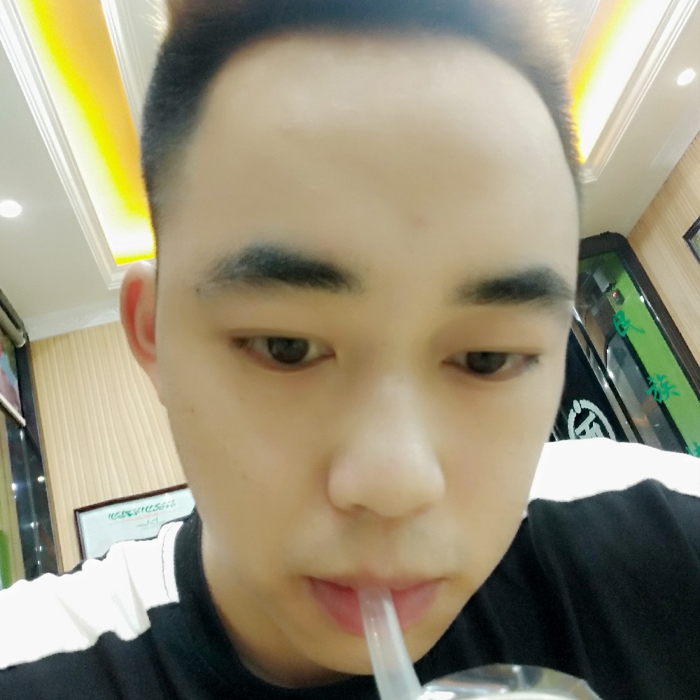 燕中羽的照片