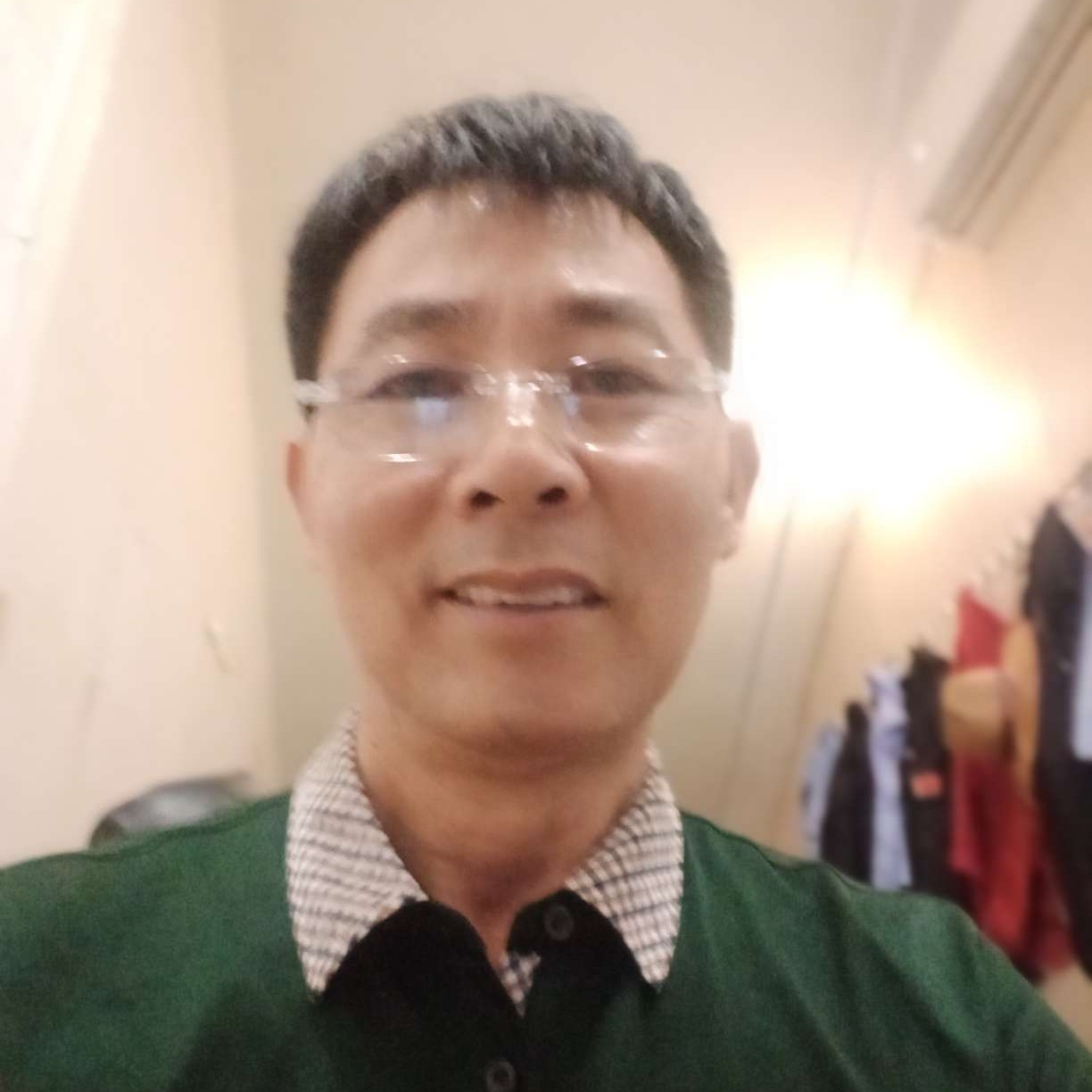 沉静回首暖阳的照片