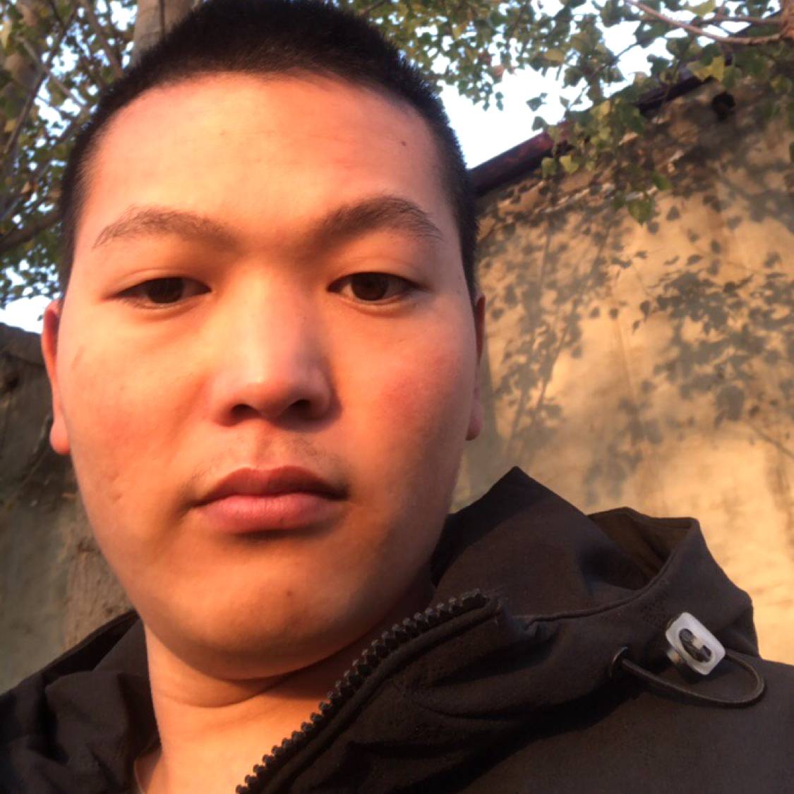 暖光爱勤恳的照片