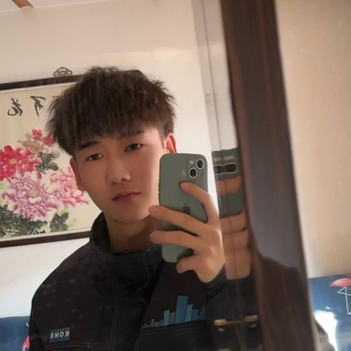 抱着说晚安的照片