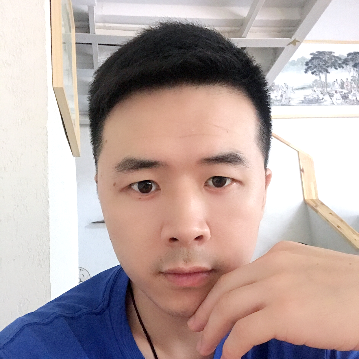烤鸡倾心无辜的照片