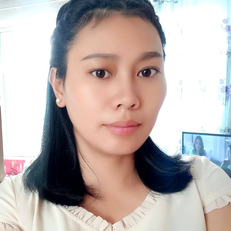 裤子姐姐的照片