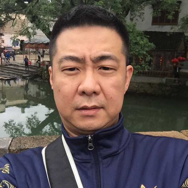 薄云天的照片
