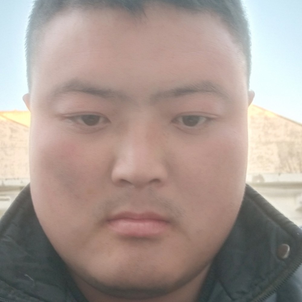 年轻踢萝莉的照片