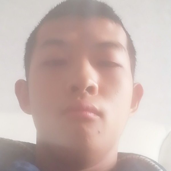 王奔的照片