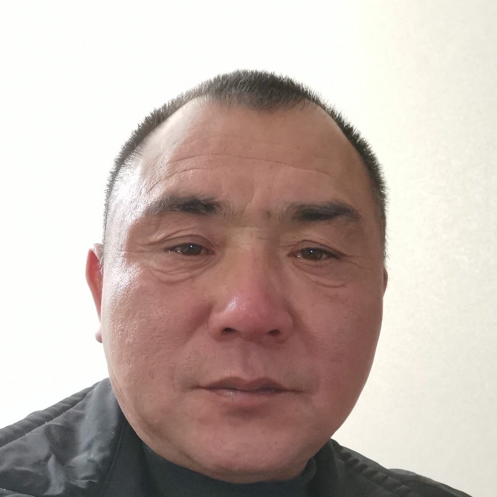 贪玩演变小熊猫的照片