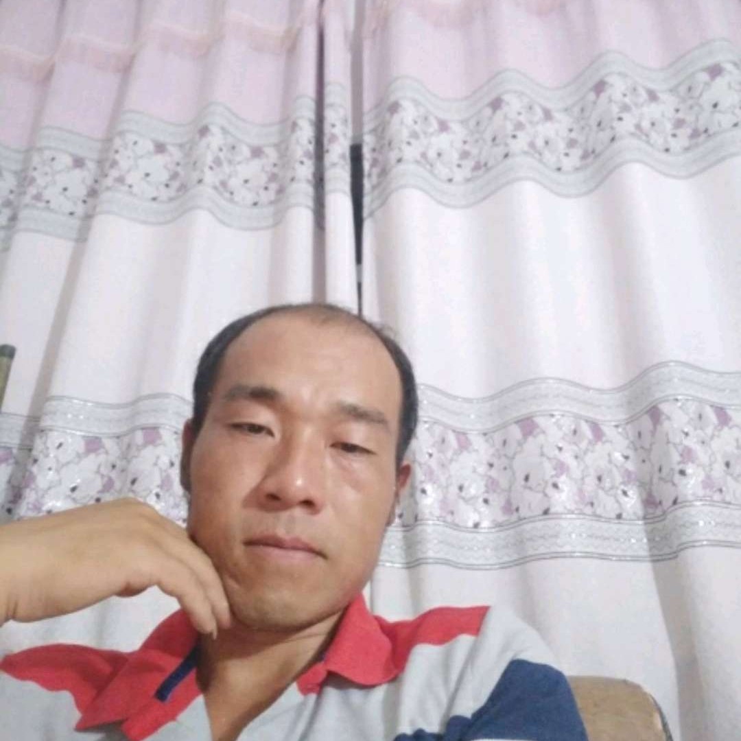 紧张那冷月的照片