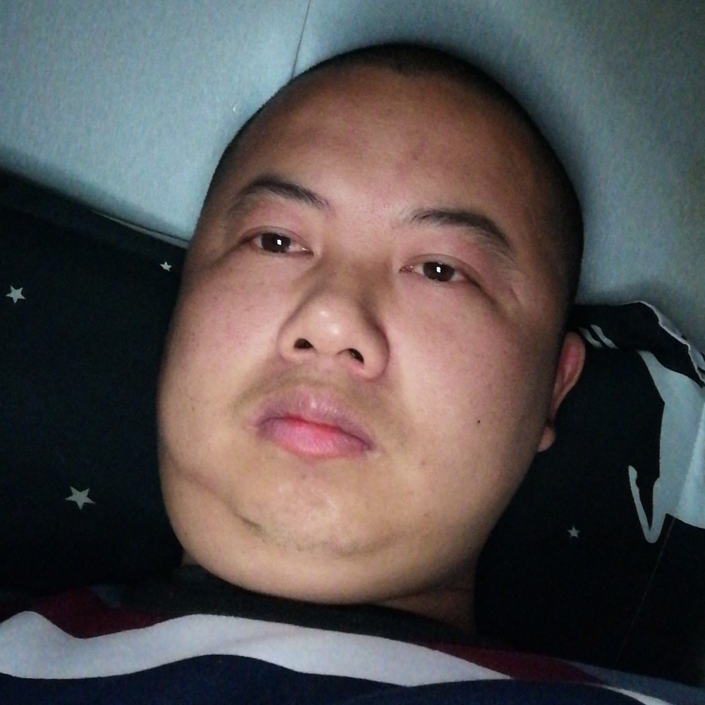 滑板唯一的的照片