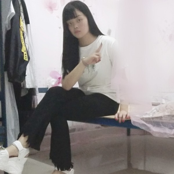 忧郁漫步项链的照片