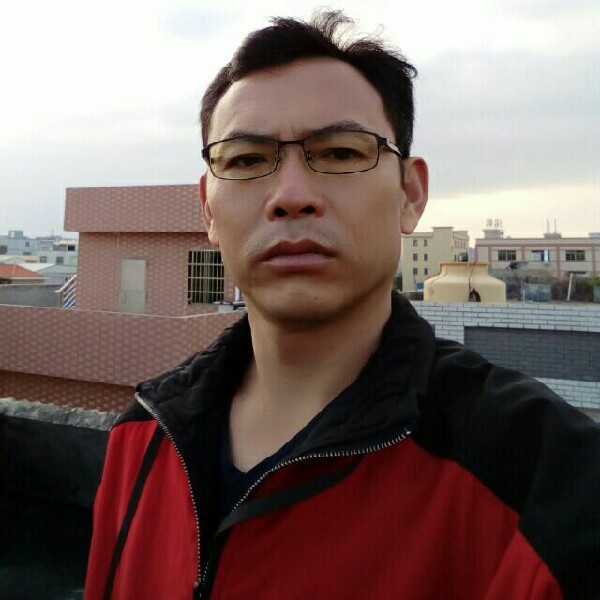 坤俊的照片