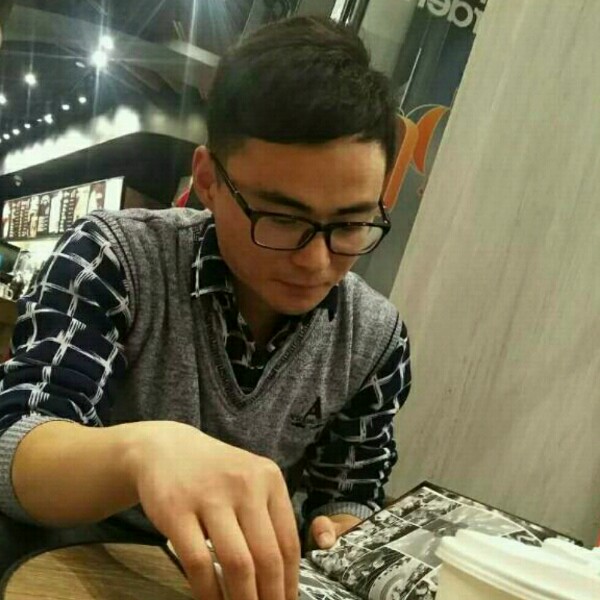 顾弦之的照片