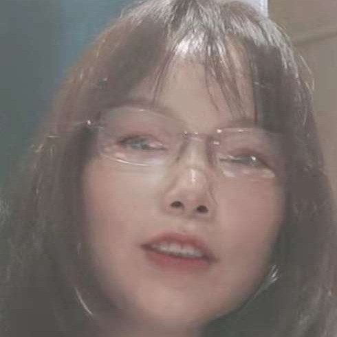 美女婆婆的照片