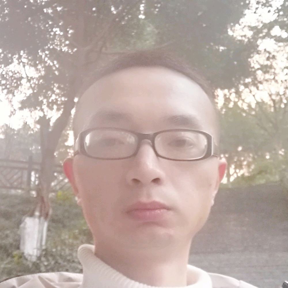 坤元的照片