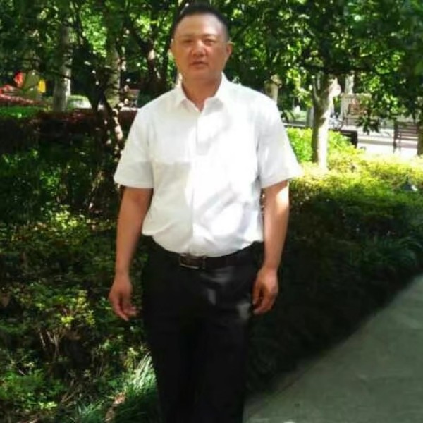 心灵美迎小天鹅的照片