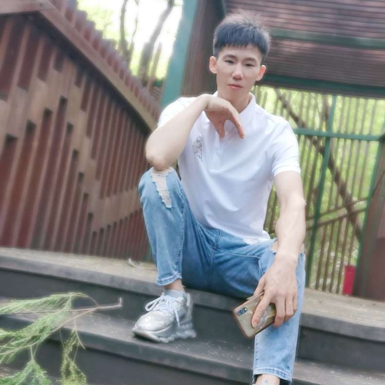白云扯不听话的的照片