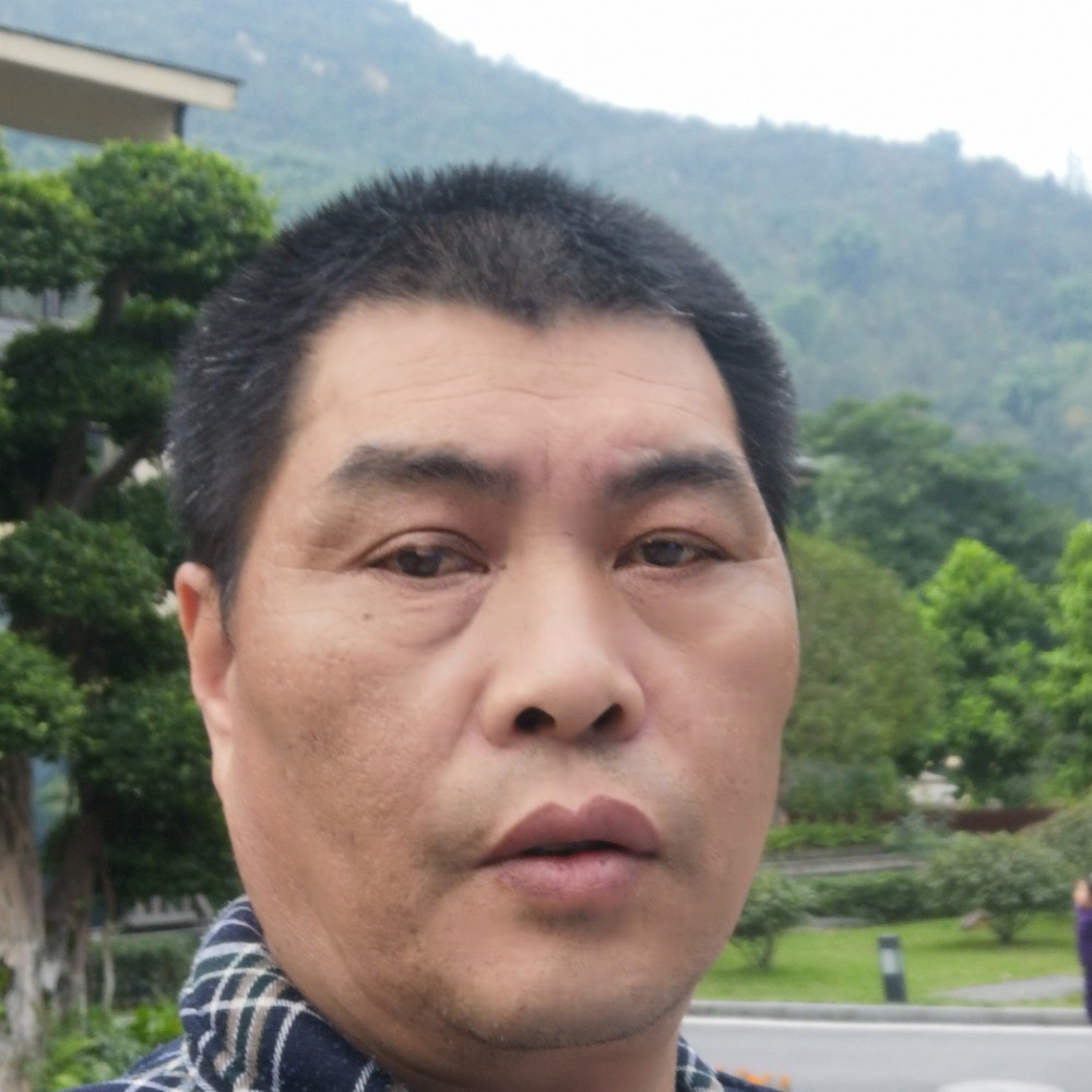 奋斗方小熊猫的照片