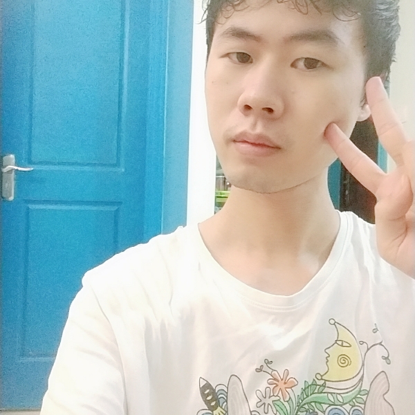 俊秀鸡翅膀的照片