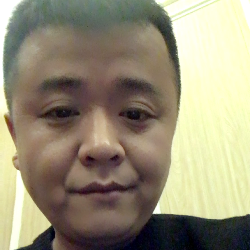 浮华黯淡失色的美的照片