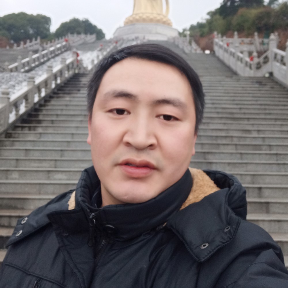 眼睛大笑毛豆的照片