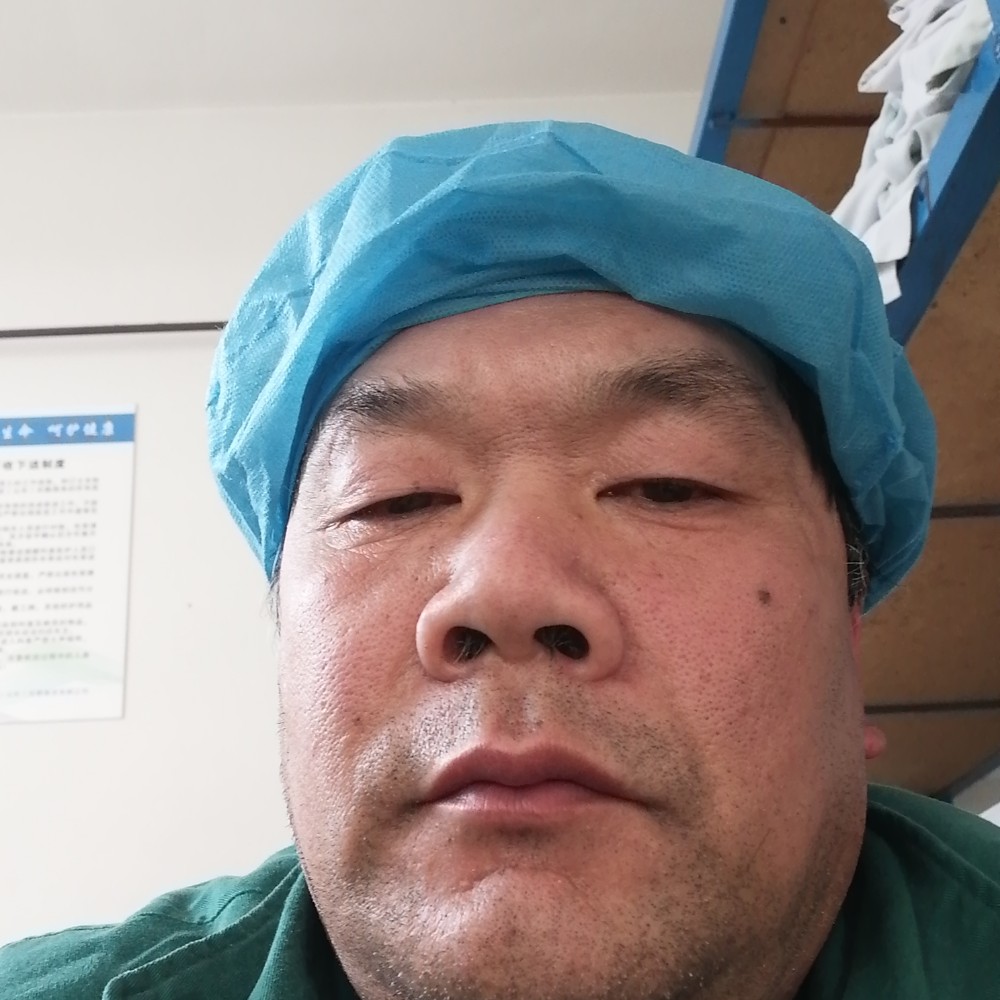 傻傻与火车的照片