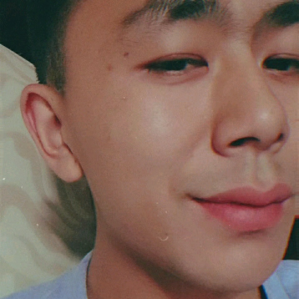 漏勺舀水的照片