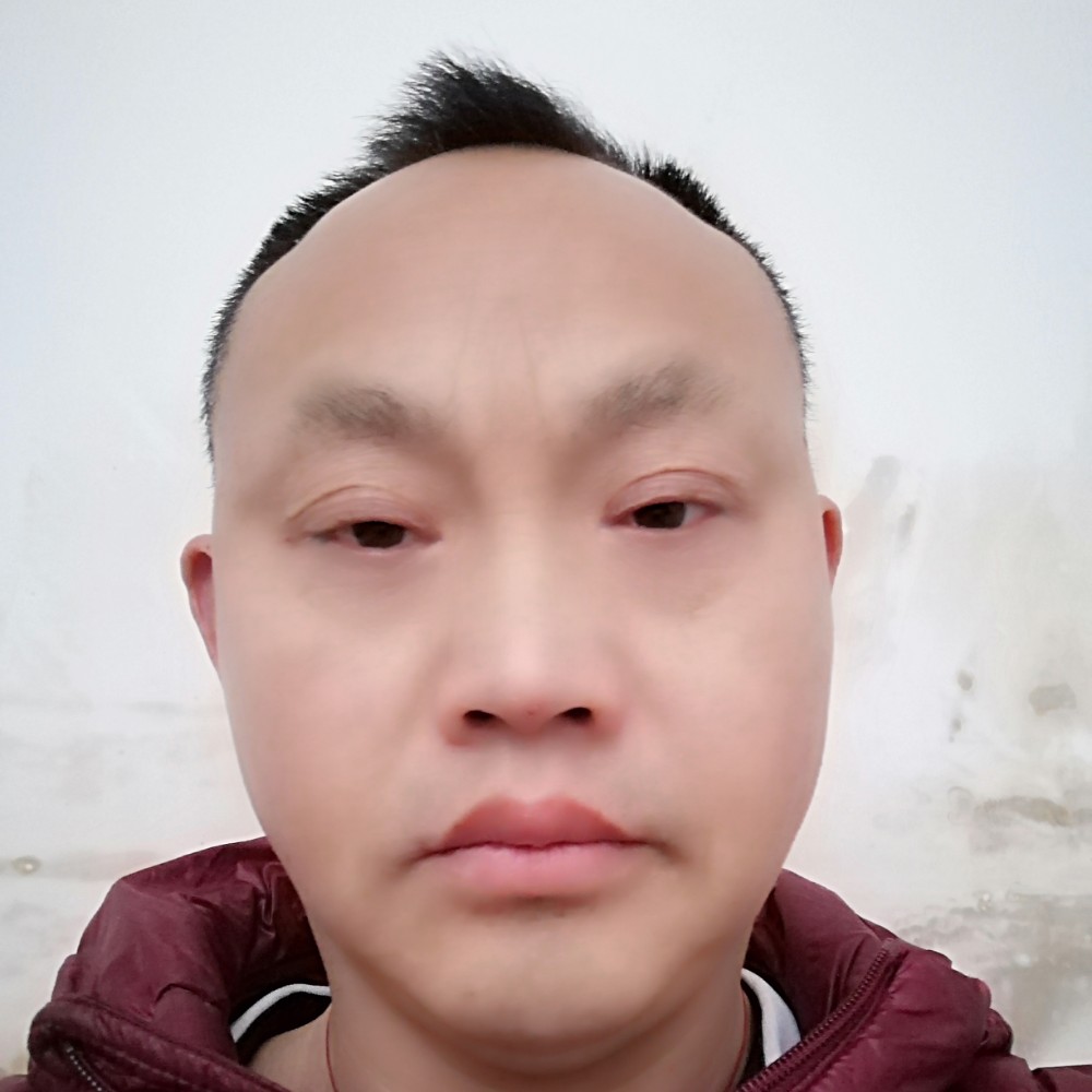 精男的照片
