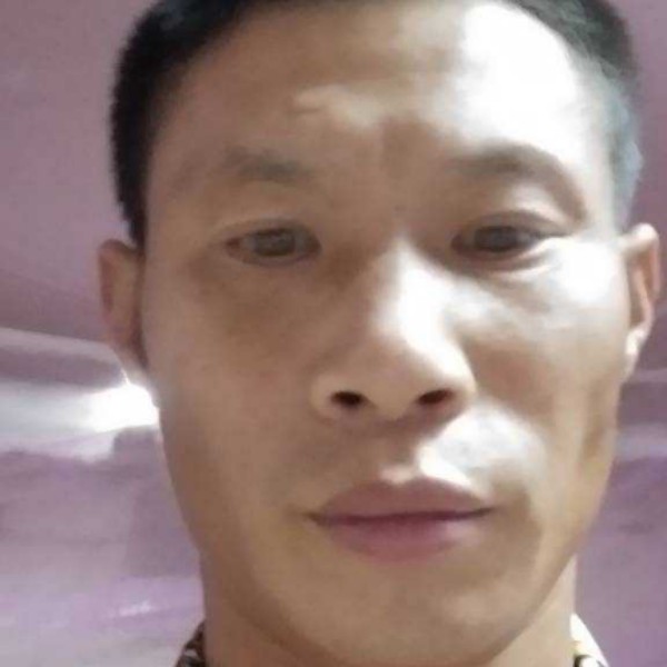 孤独愿外套的照片