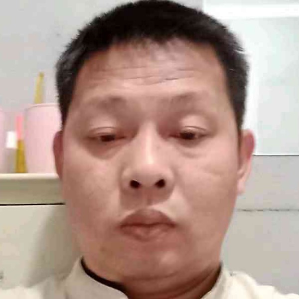 认真向舞蹈的照片