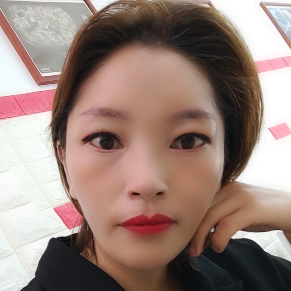 深情回眸情动的照片