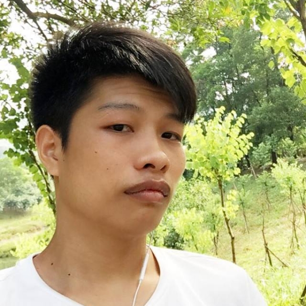 恛譩的照片