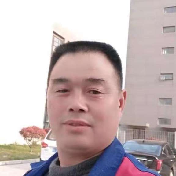 镜子回首帅气的照片