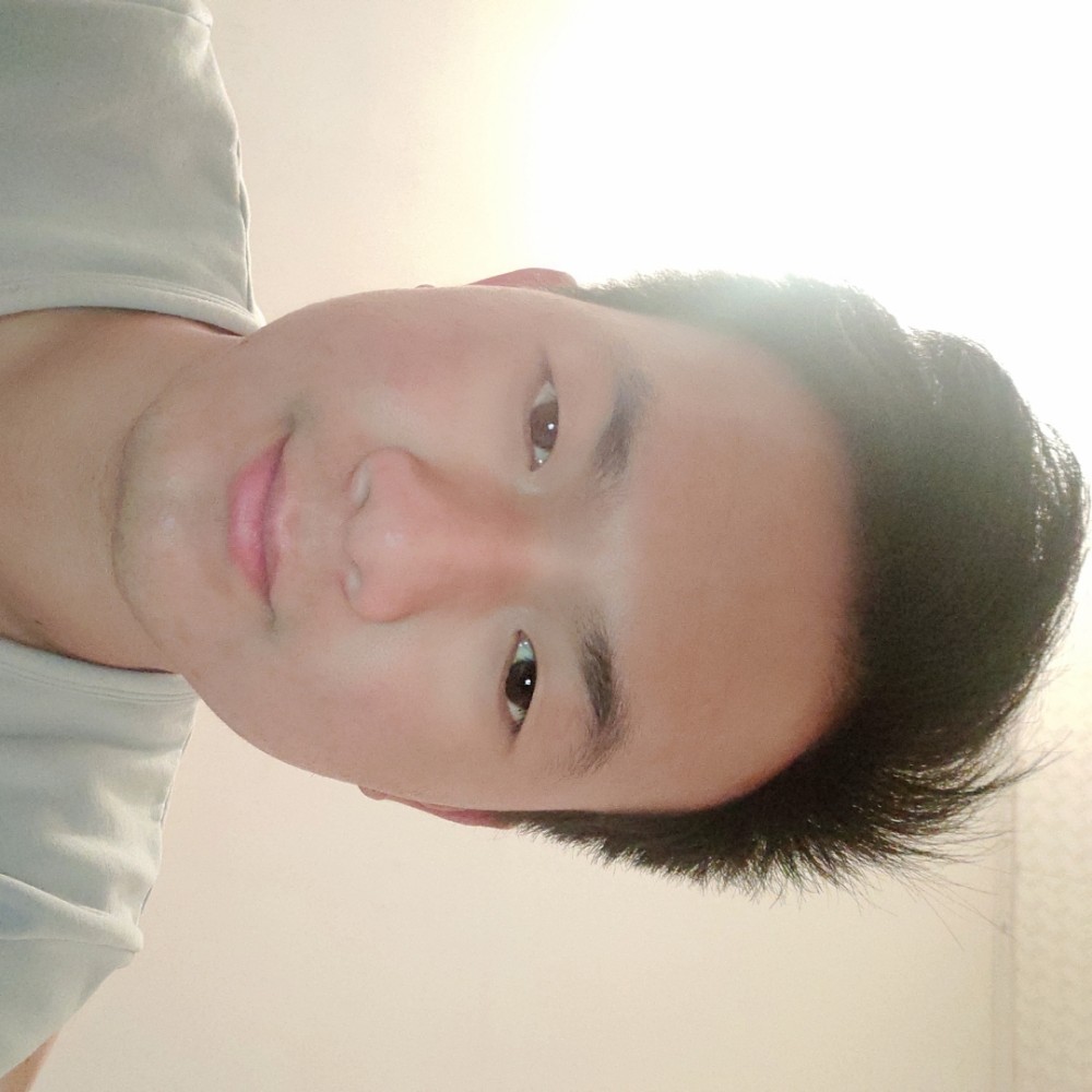 廿仄的照片