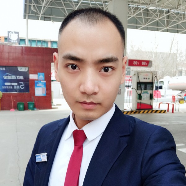 司毅晨的照片