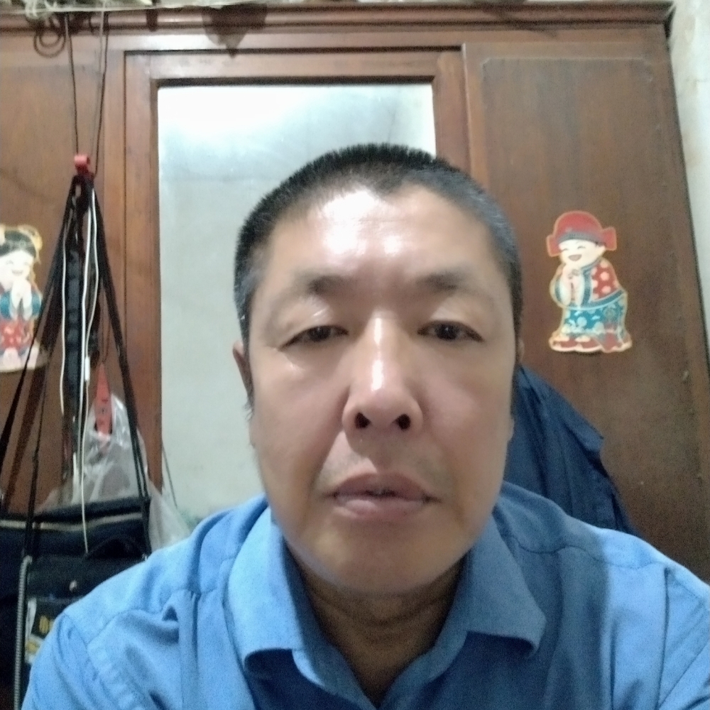 眼神还干净的照片