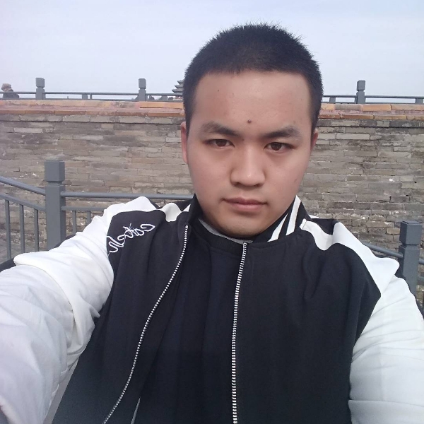 苏洪健的照片