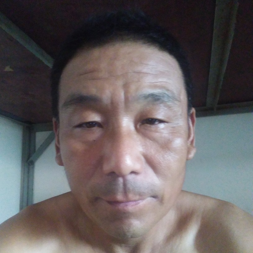 歌曲爱恋魁梧的照片