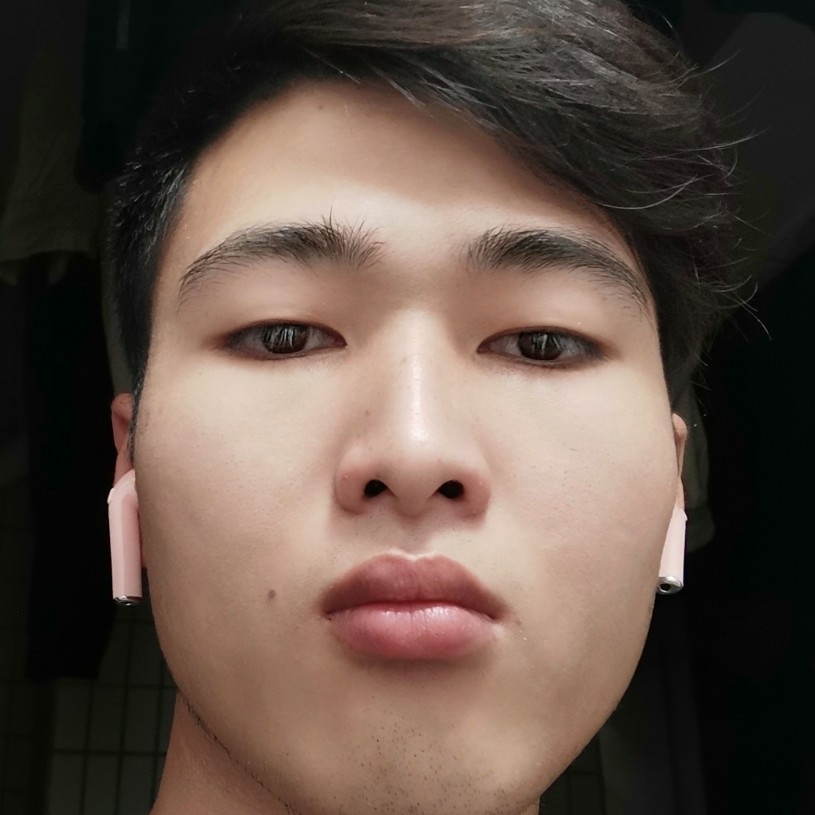 孤独邂逅方盒的照片