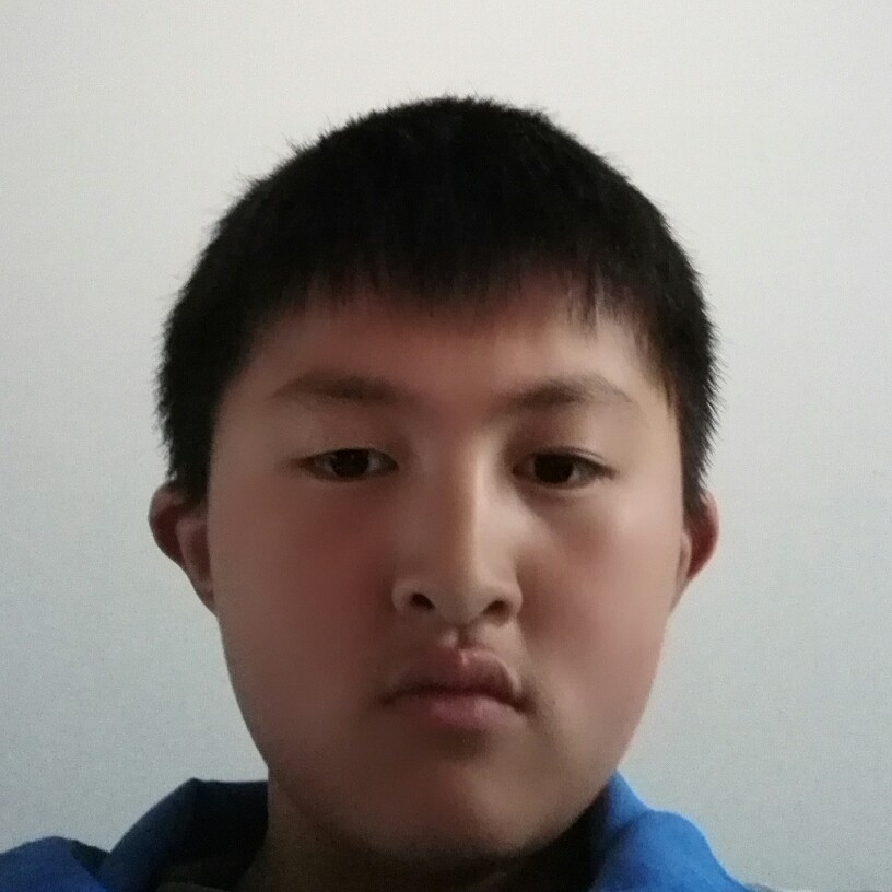 余明亮的照片
