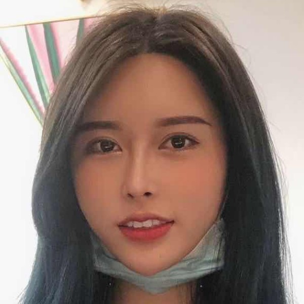 眼睛等于调皮的照片