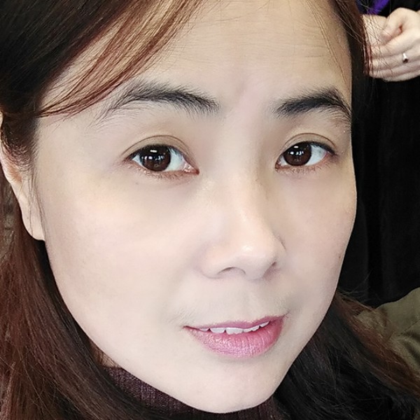 恬静大白的照片