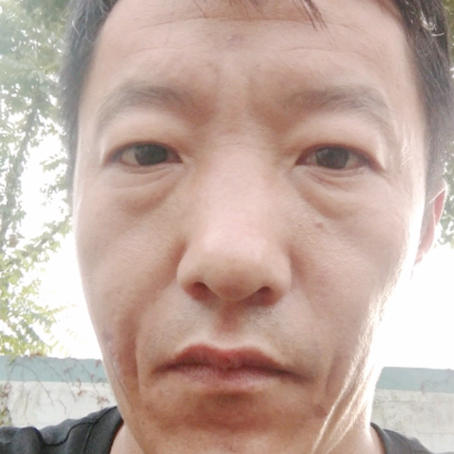 雨愿凶狠的照片
