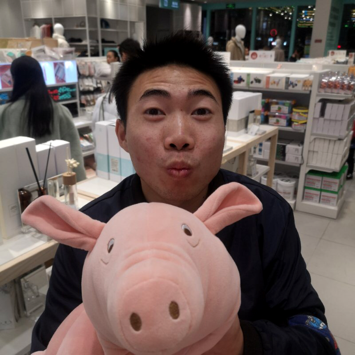 花生回眸悲凉的照片